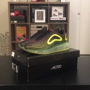 Air Max 720 “Volt”